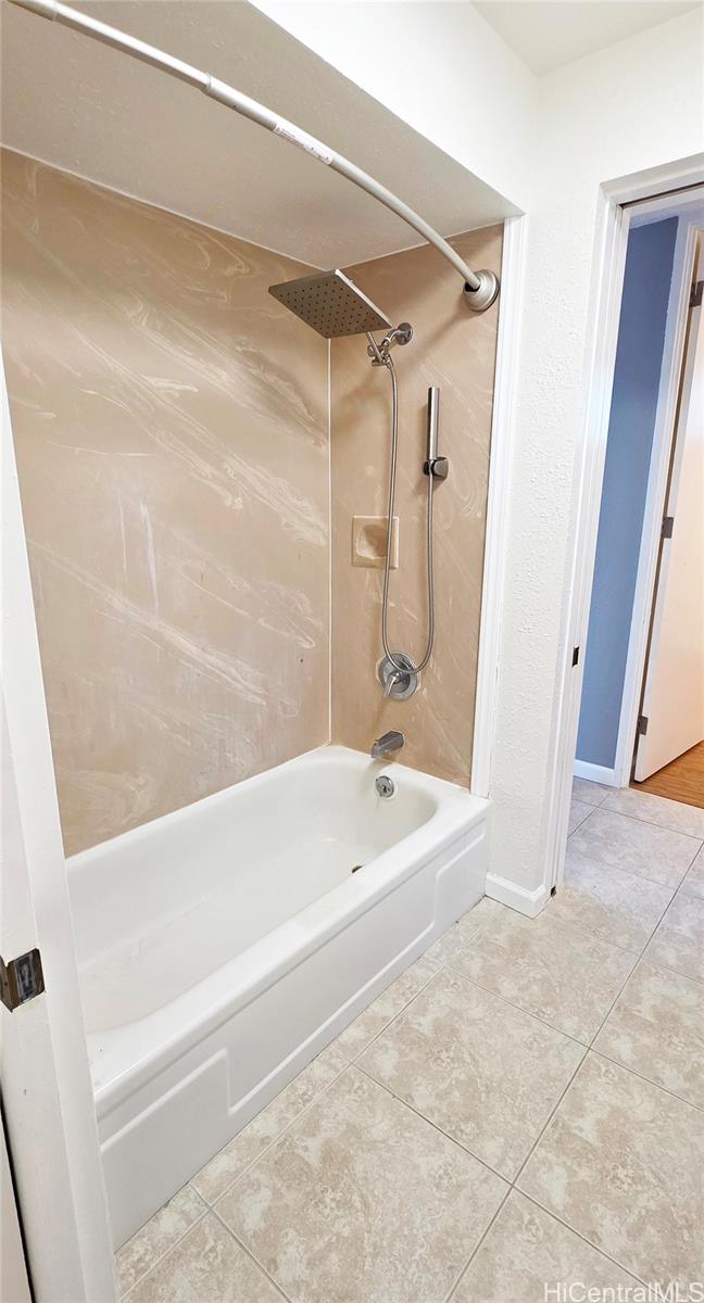 1160 Ala Napunani Street Honolulu - Rental - photo 16 of 22