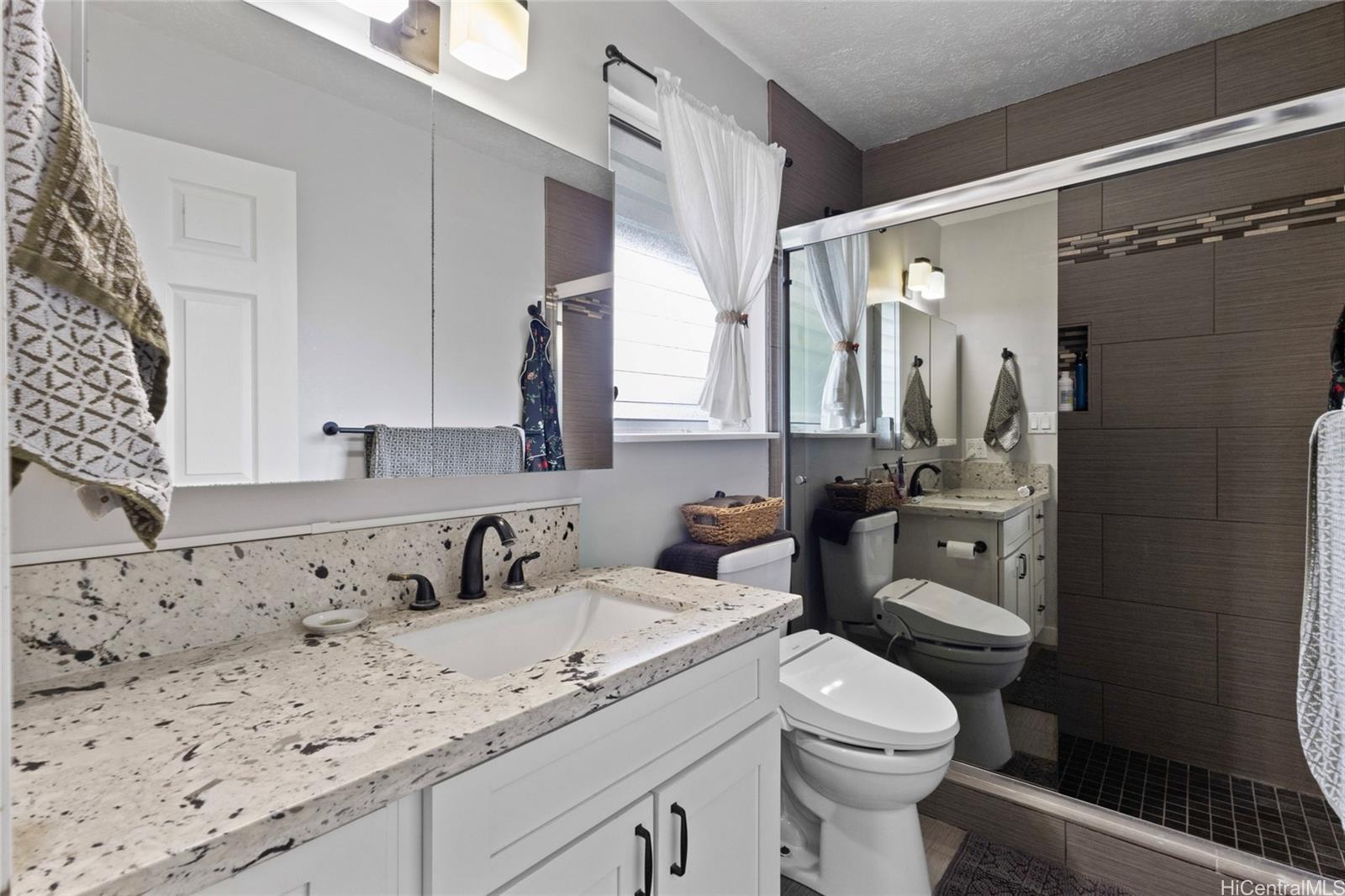 1163  Akipola Street Kaopa, Kailua home - photo 12 of 25