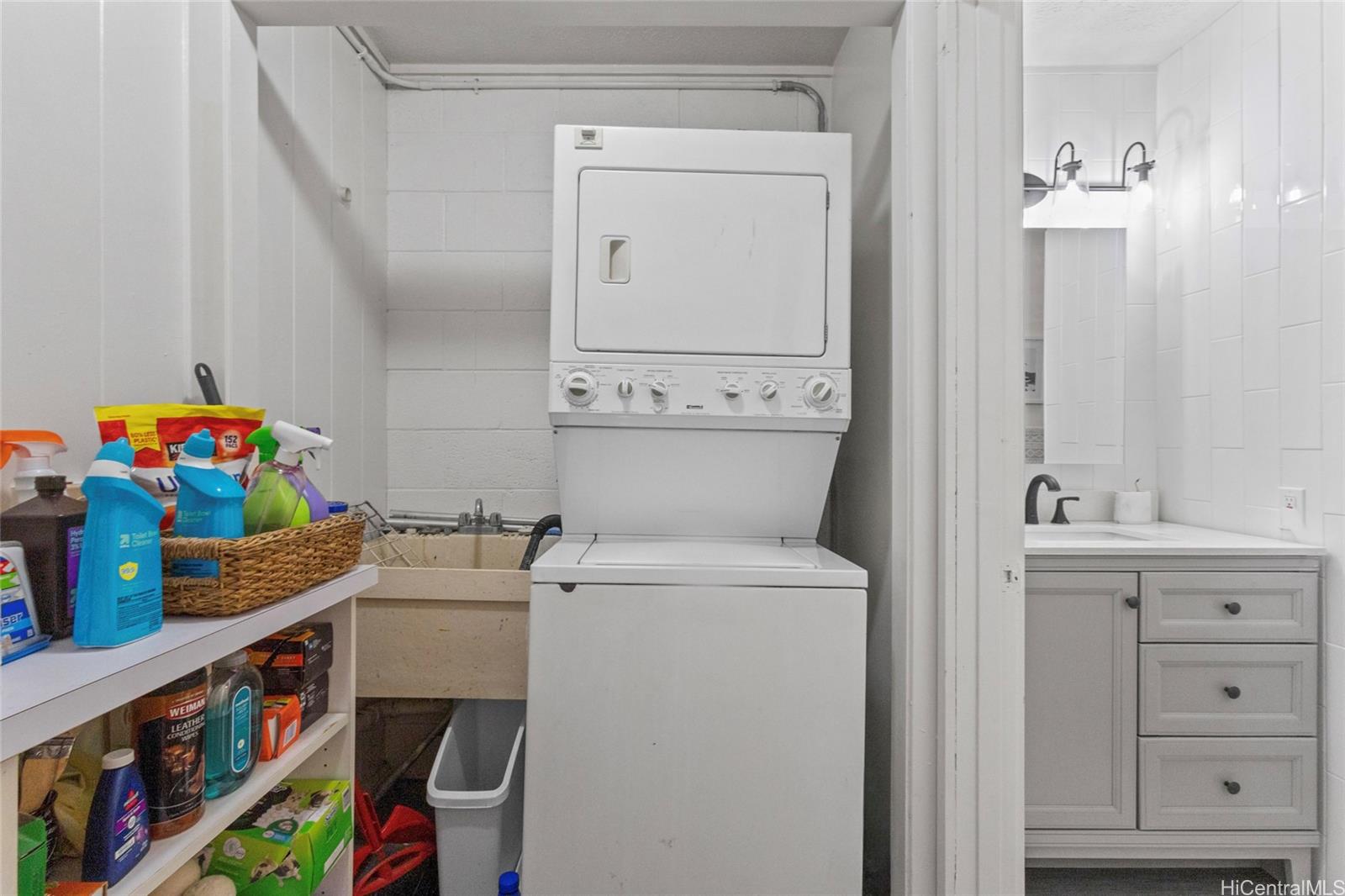 1163  Akipola Street Kaopa, Kailua home - photo 18 of 25