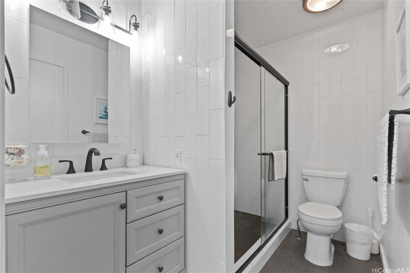 1163  Akipola Street Kaopa, Kailua home - photo 19 of 25