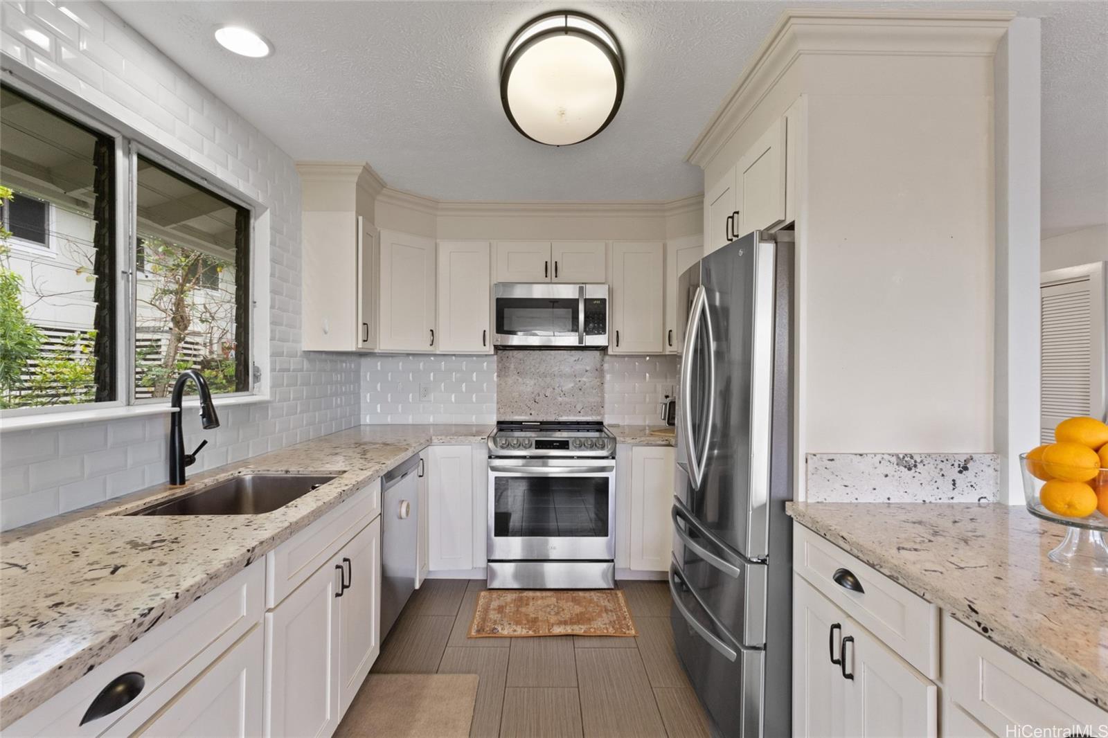 1163  Akipola Street Kaopa, Kailua home - photo 5 of 25