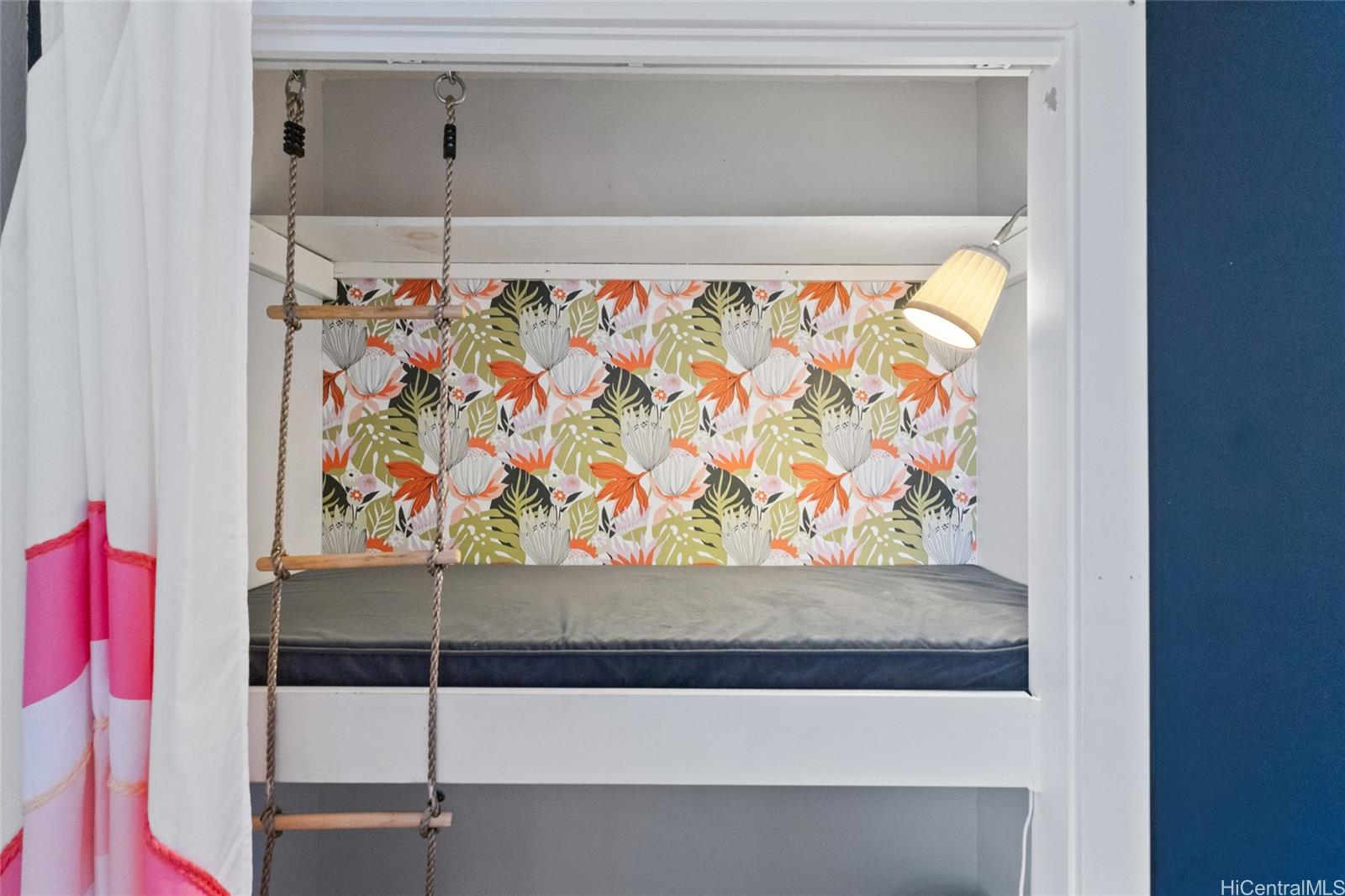 1163  Akipola Street Kaopa, Kailua home - photo 9 of 25