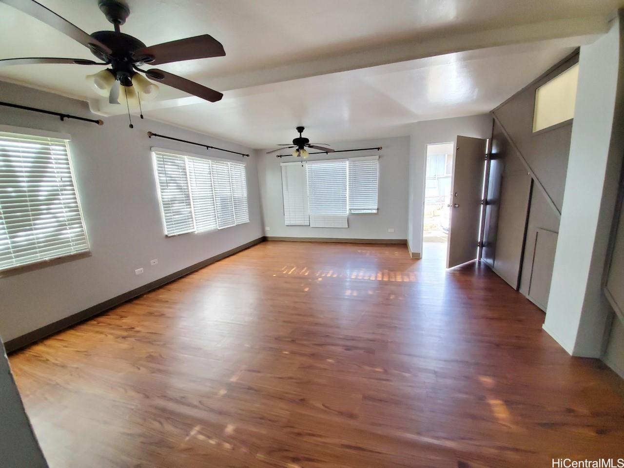 1164 Hoihoi Ave Wahiawa - Rental - photo 3 of 9