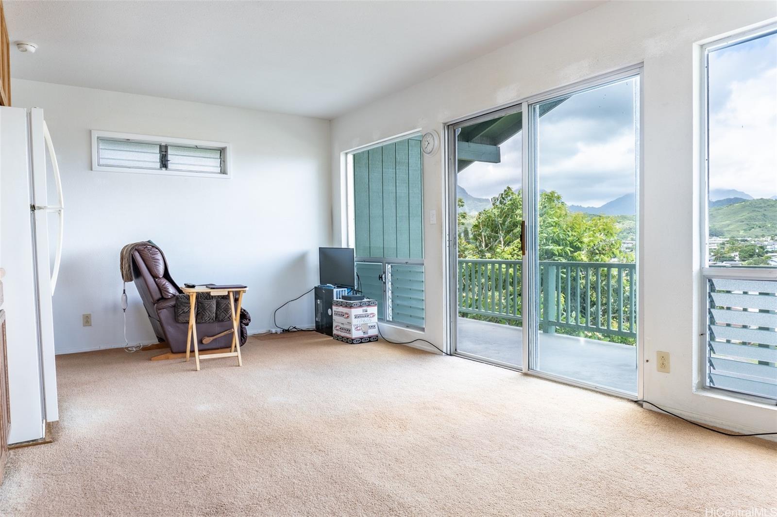 1164  Manulani Street Keolu Hills, Kailua home - photo 13 of 25