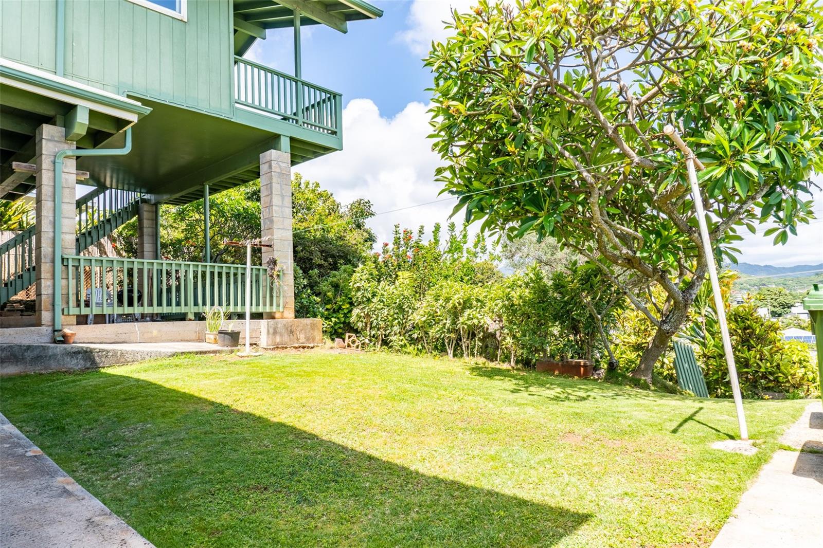 1164  Manulani Street Keolu Hills, Kailua home - photo 22 of 25
