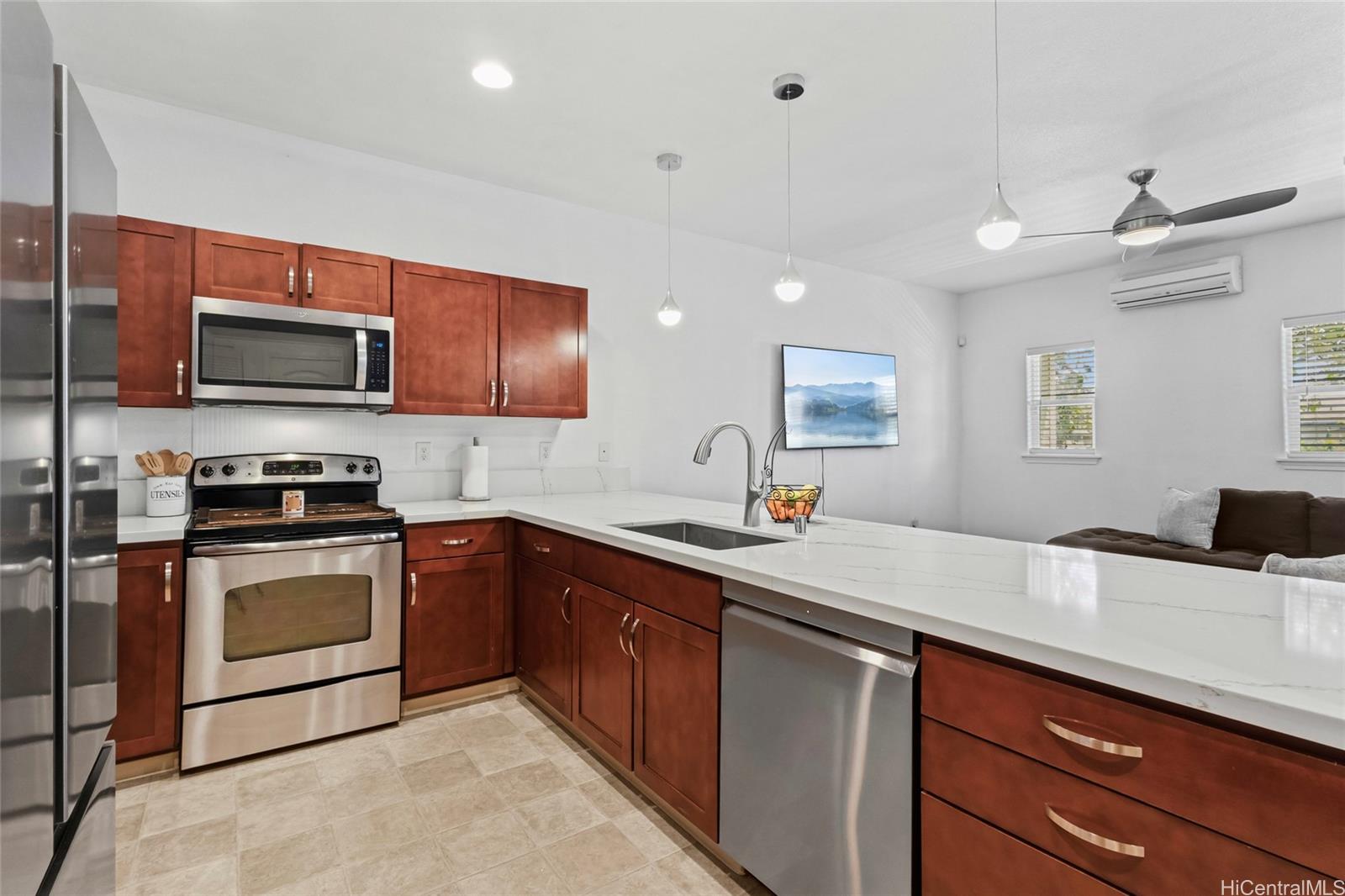 Mehana at Kapolei townhouse # 704, Kapolei, Hawaii - photo 2 of 22