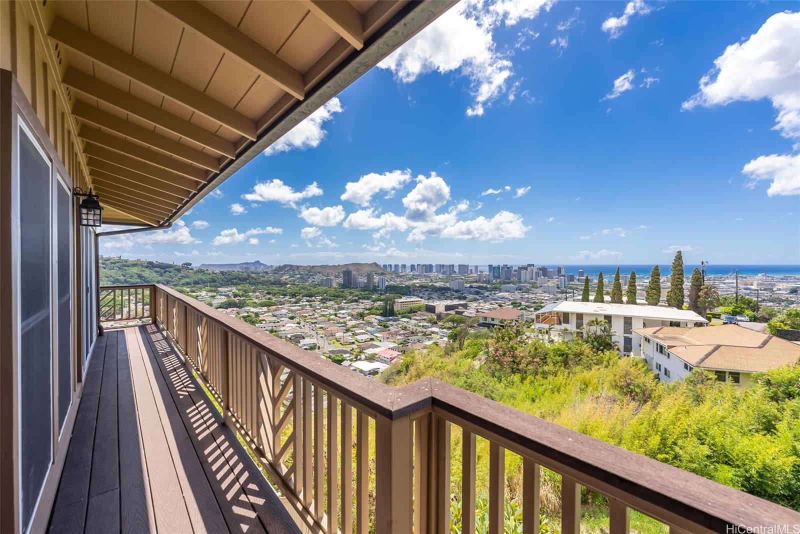 1170  Kaumailuna Place Alewa Heights, Honolulu home - photo 20 of 25