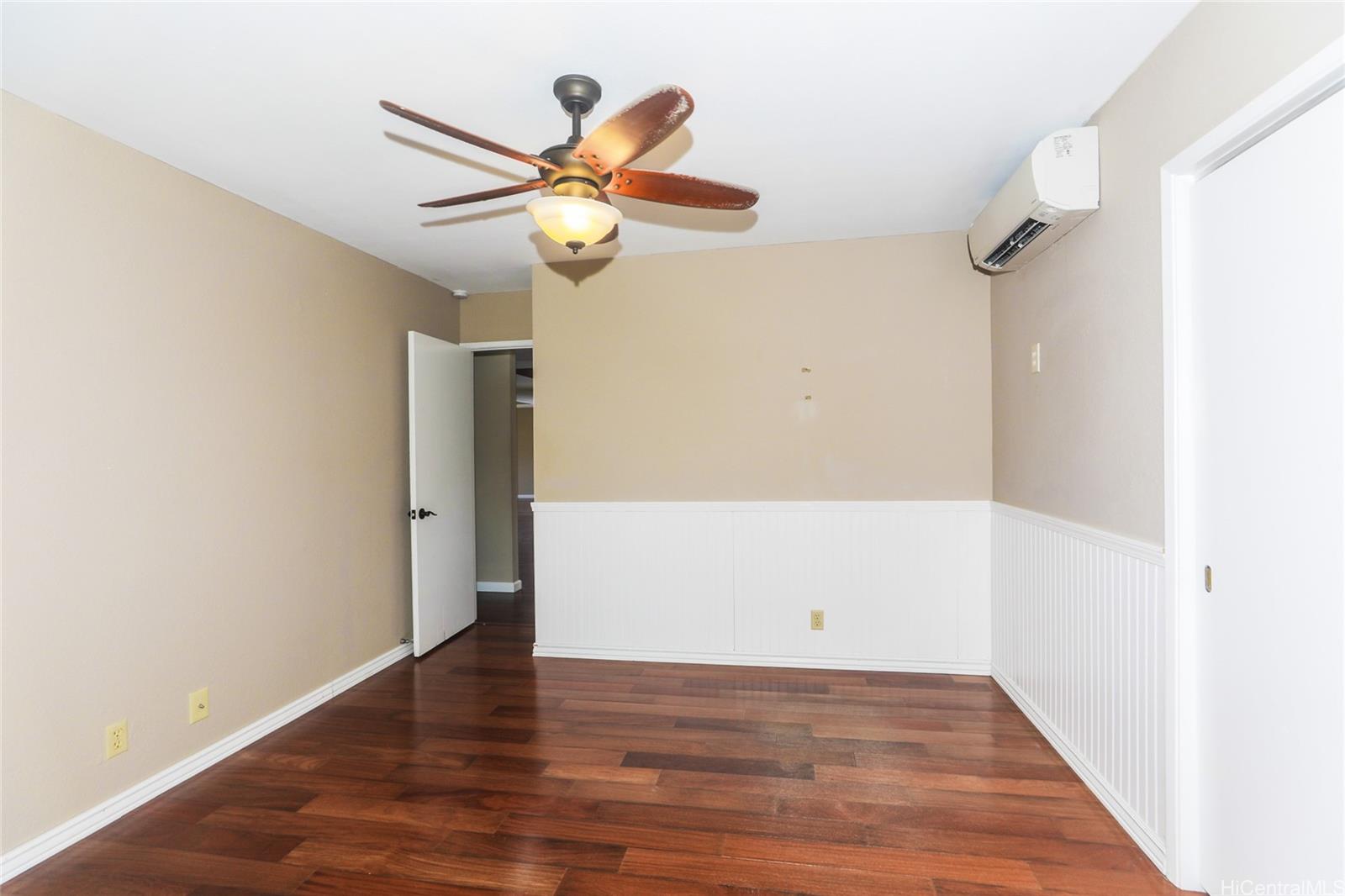 1175  Palea Way Queens Gate, Hawaii Kai home - photo 12 of 24