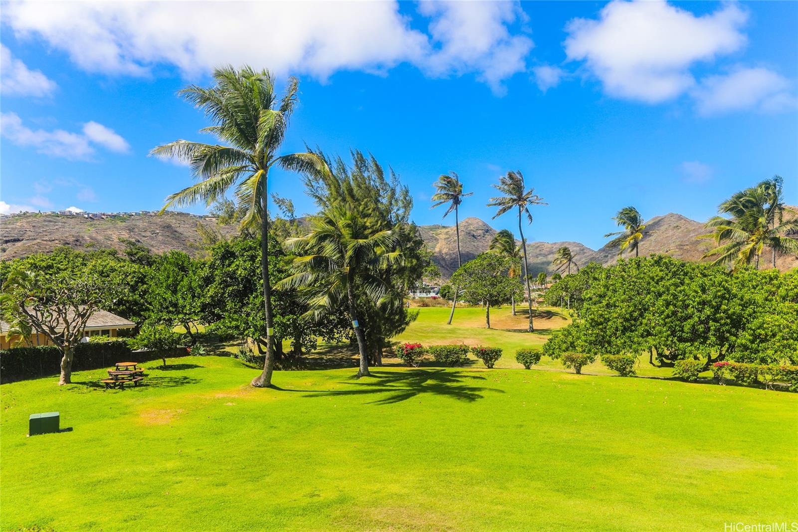 1175  Palea Way Queens Gate, Hawaii Kai home - photo 24 of 24