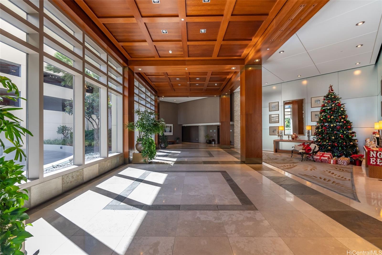 Koolani condo # 1708, Honolulu, Hawaii - photo 2 of 25