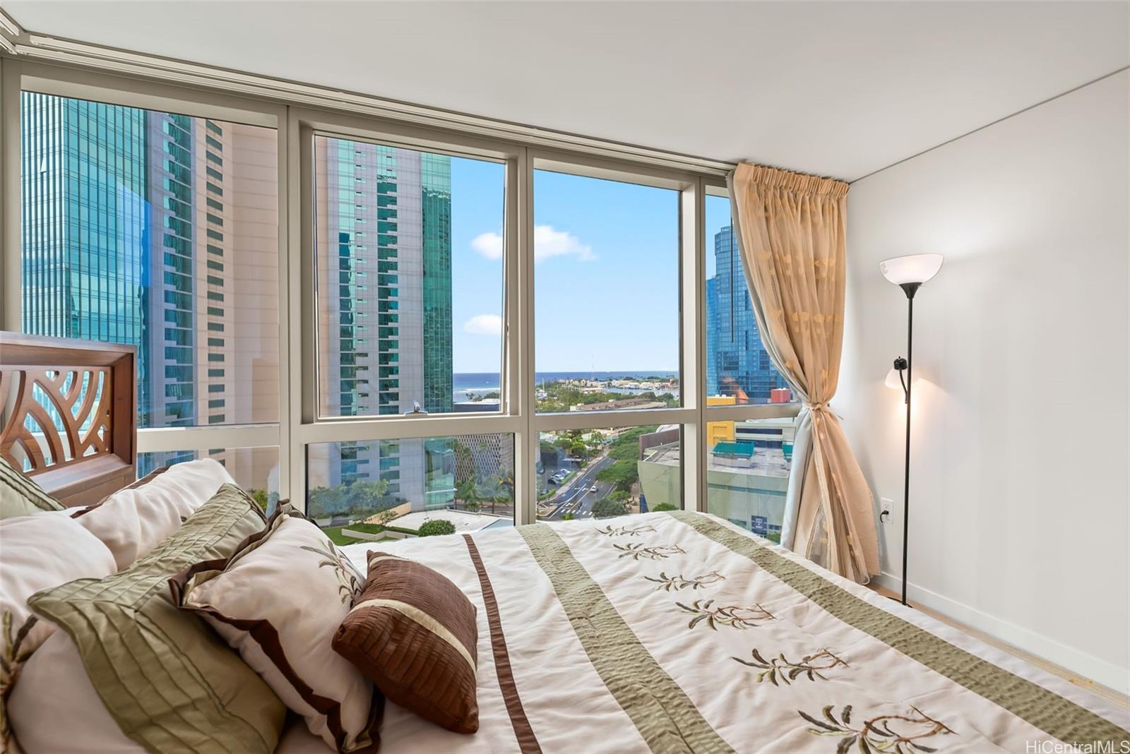 Koolani condo # 1708, Honolulu, Hawaii - photo 17 of 25