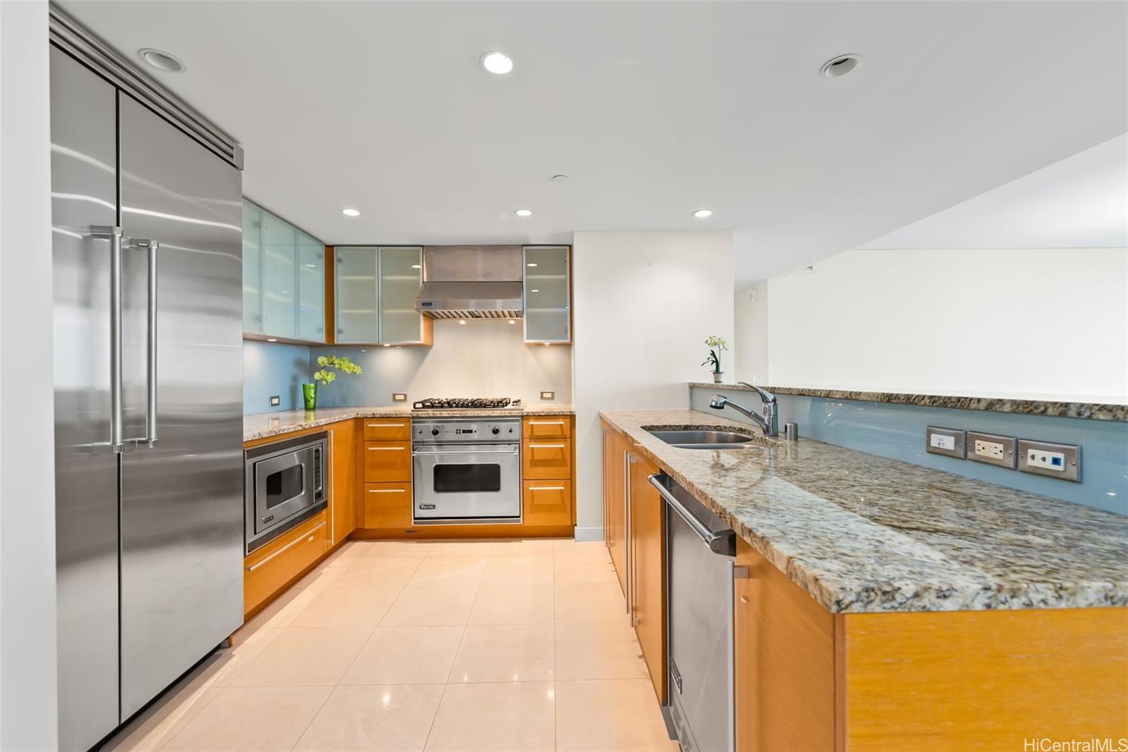 Koolani condo # 1708, Honolulu, Hawaii - photo 19 of 25