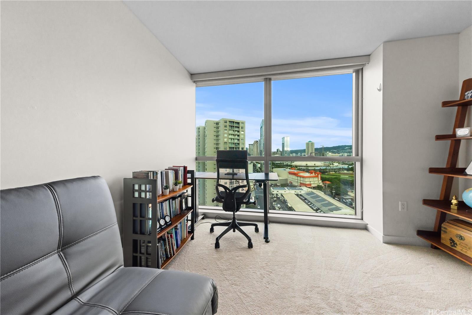 Koolani condo # 2002, Honolulu, Hawaii - photo 13 of 16