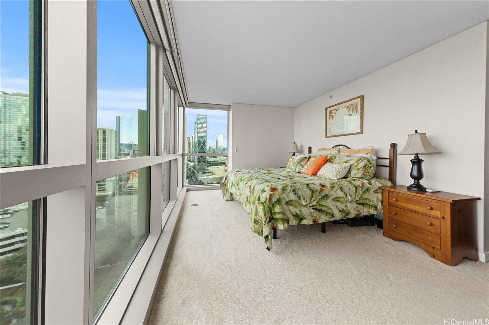 Koolani condo # 2002, Honolulu, Hawaii - photo 8 of 16