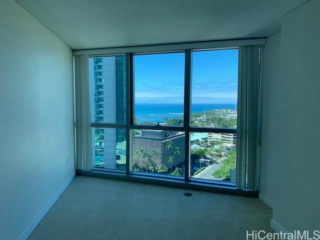 1177 Queen St Honolulu - Rental - photo 3 of 21