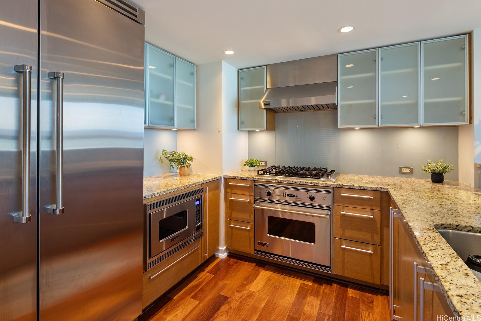 Koolani condo # 2102, Honolulu, Hawaii - photo 6 of 25