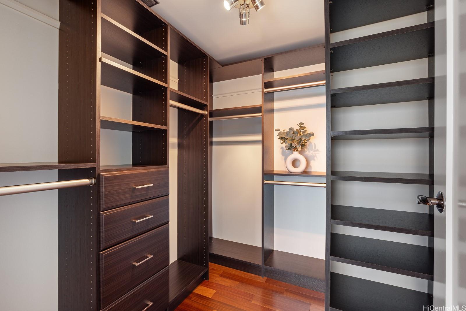 Koolani condo # 2102, Honolulu, Hawaii - photo 9 of 25