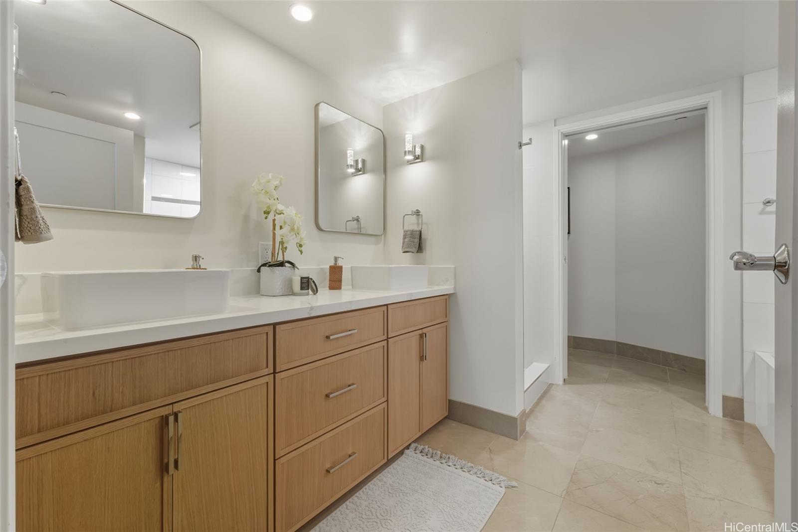 Koolani condo # 2606, Honolulu, Hawaii - photo 3 of 25