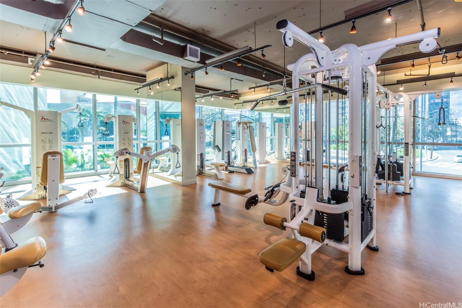 1177 Queen Street Honolulu - Rental - photo 20 of 25