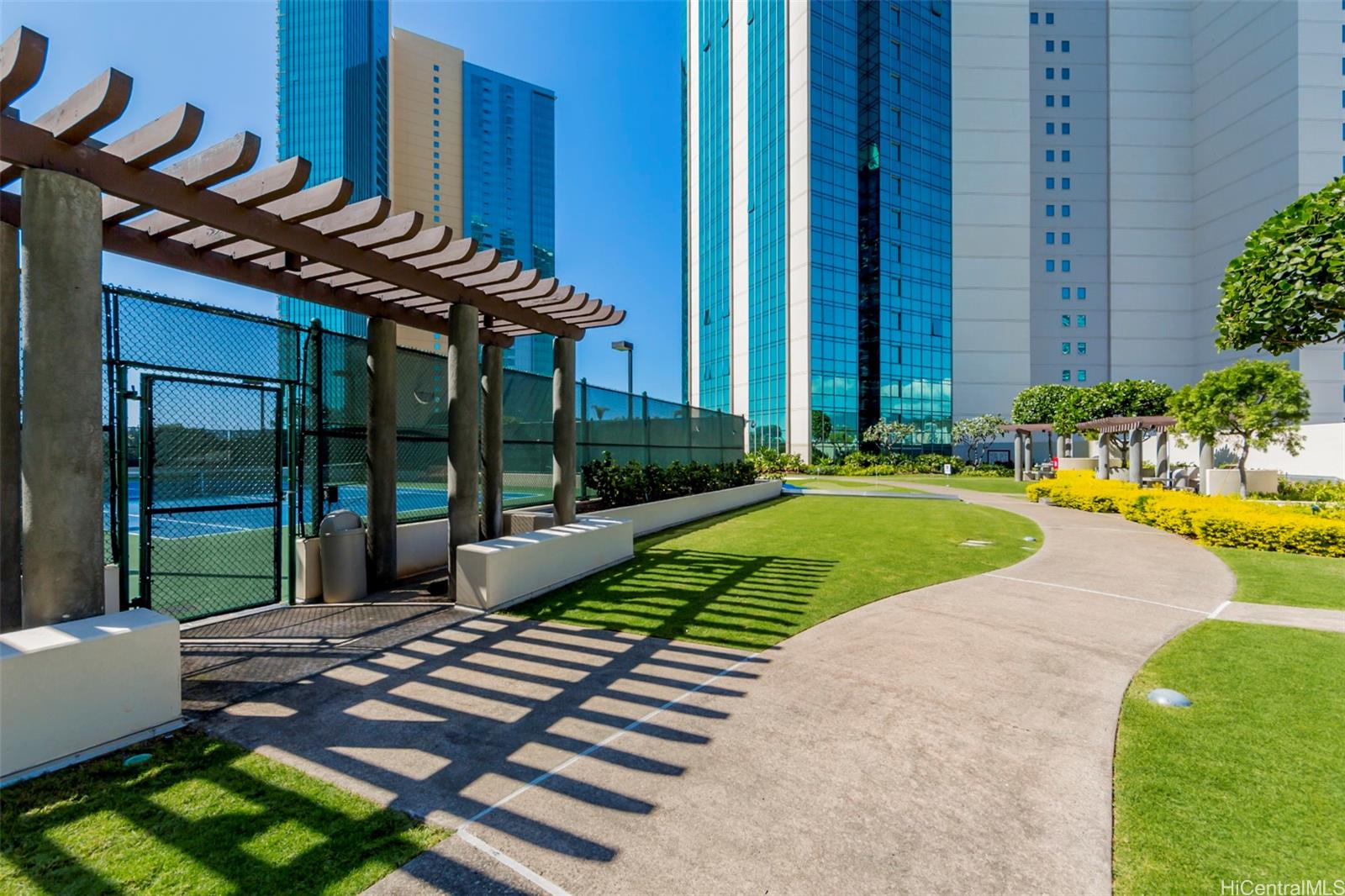 1177 Queen Street Honolulu - Rental - photo 24 of 25