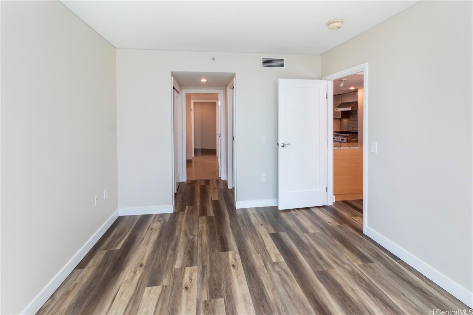 1177 Queen Street Honolulu - Rental - photo 10 of 25