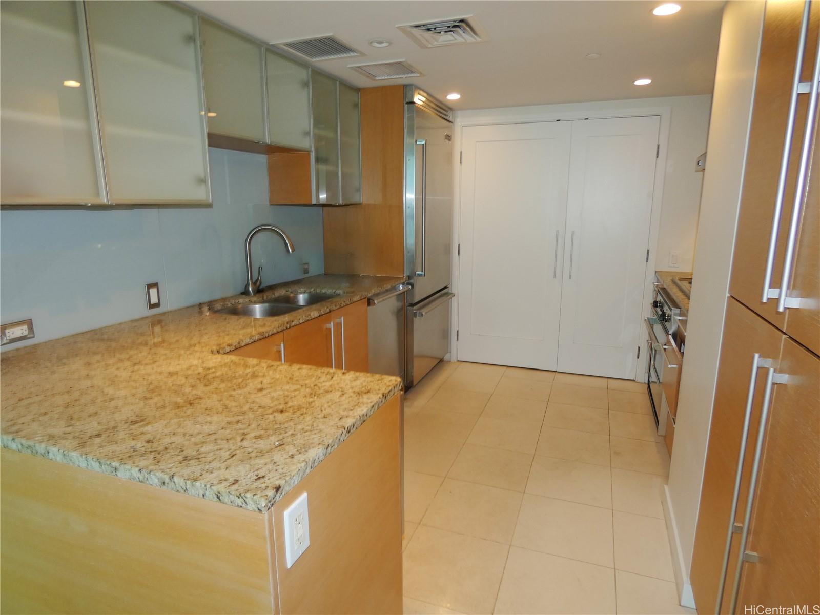 Koolani condo # 3405, Honolulu, Hawaii - photo 24 of 25