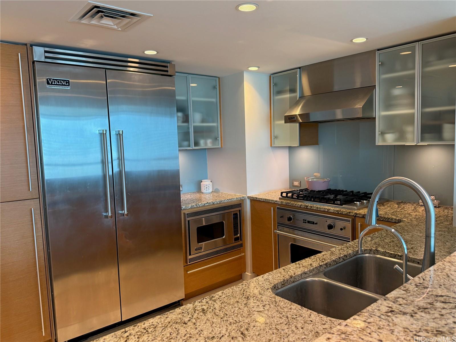 Koolani condo # 3501, Honolulu, Hawaii - photo 2 of 13