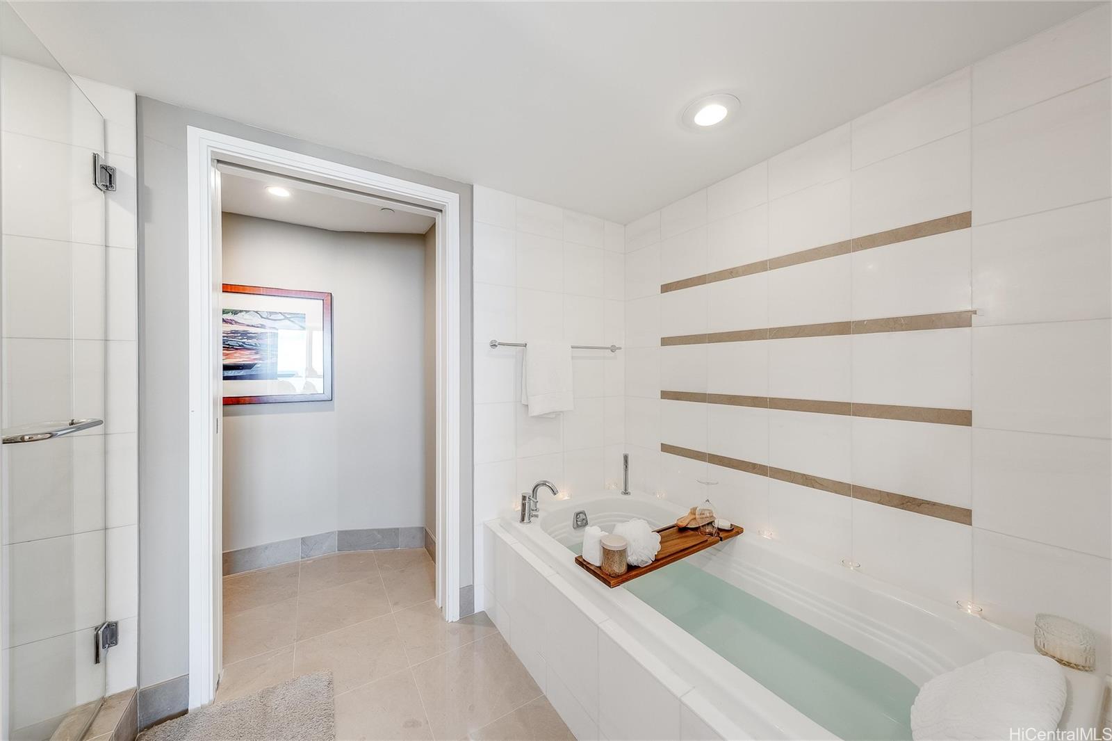 Koolani condo # 3503, Honolulu, Hawaii - photo 13 of 25