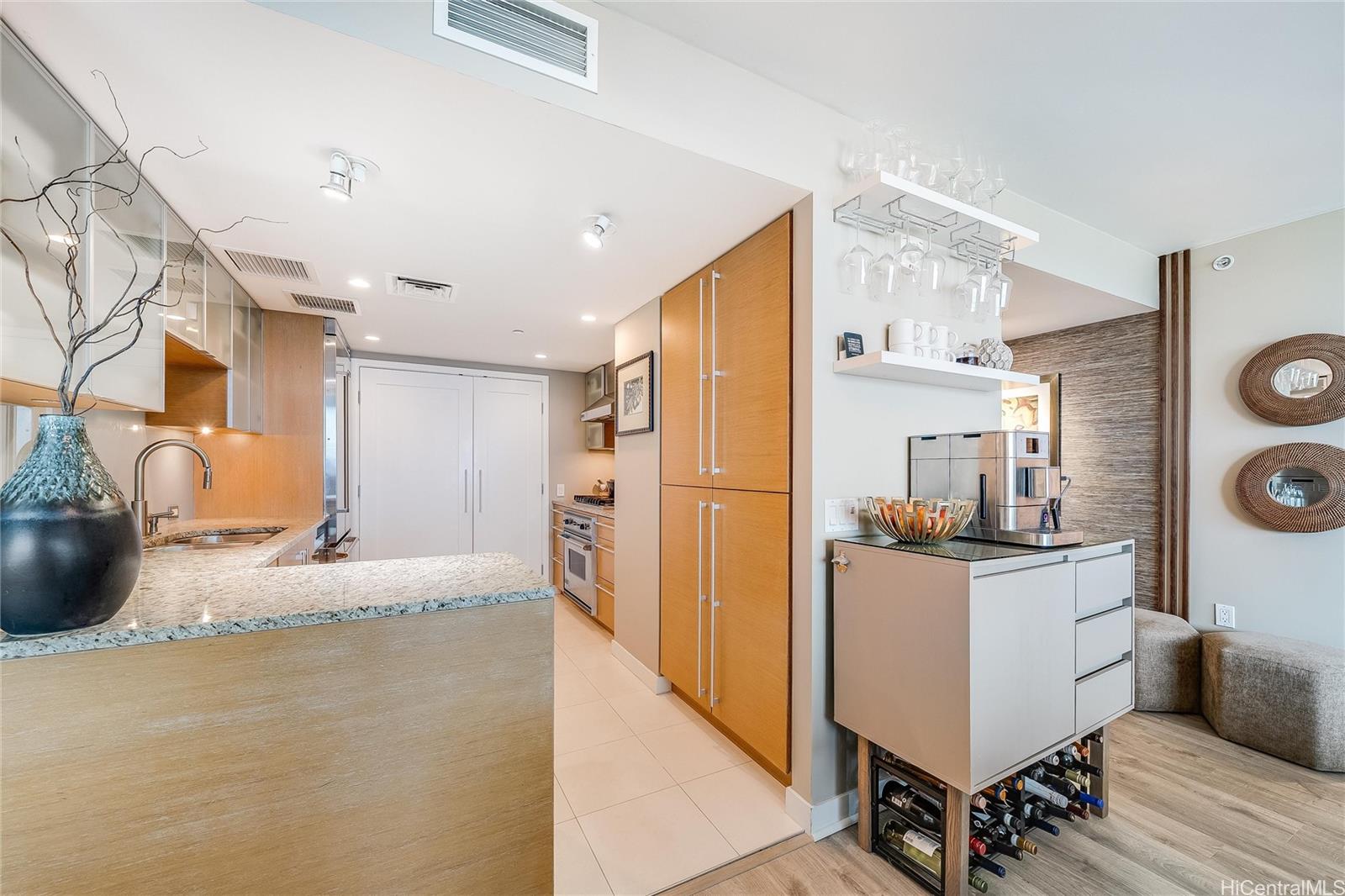 Koolani condo # 3503, Honolulu, Hawaii - photo 6 of 25