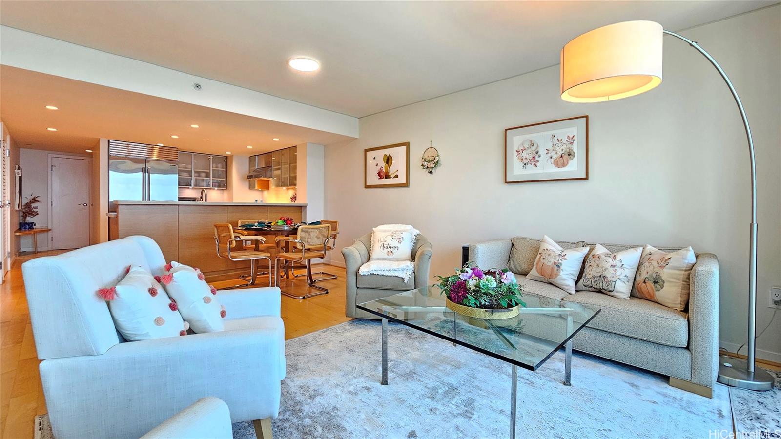 Koolani condo # 3702, Honolulu, Hawaii - photo 4 of 25