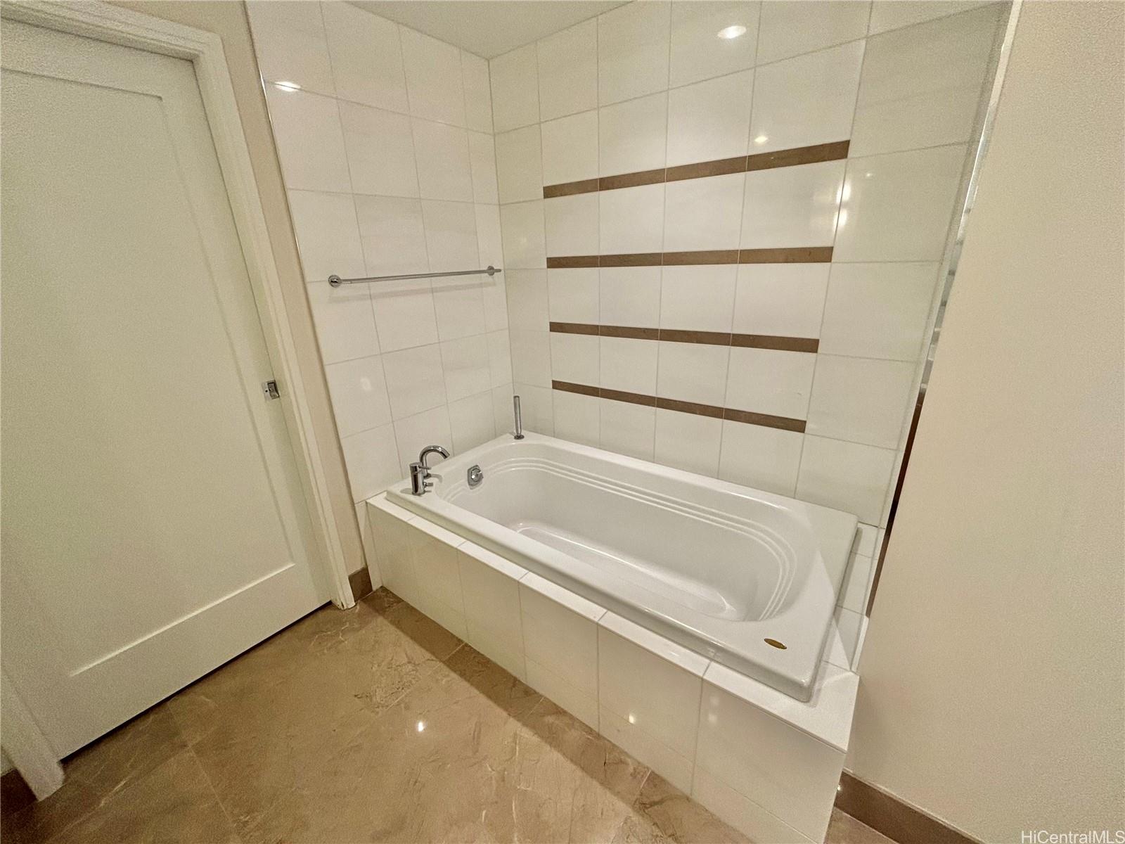 Koolani condo # 4504, Honolulu, Hawaii - photo 13 of 24