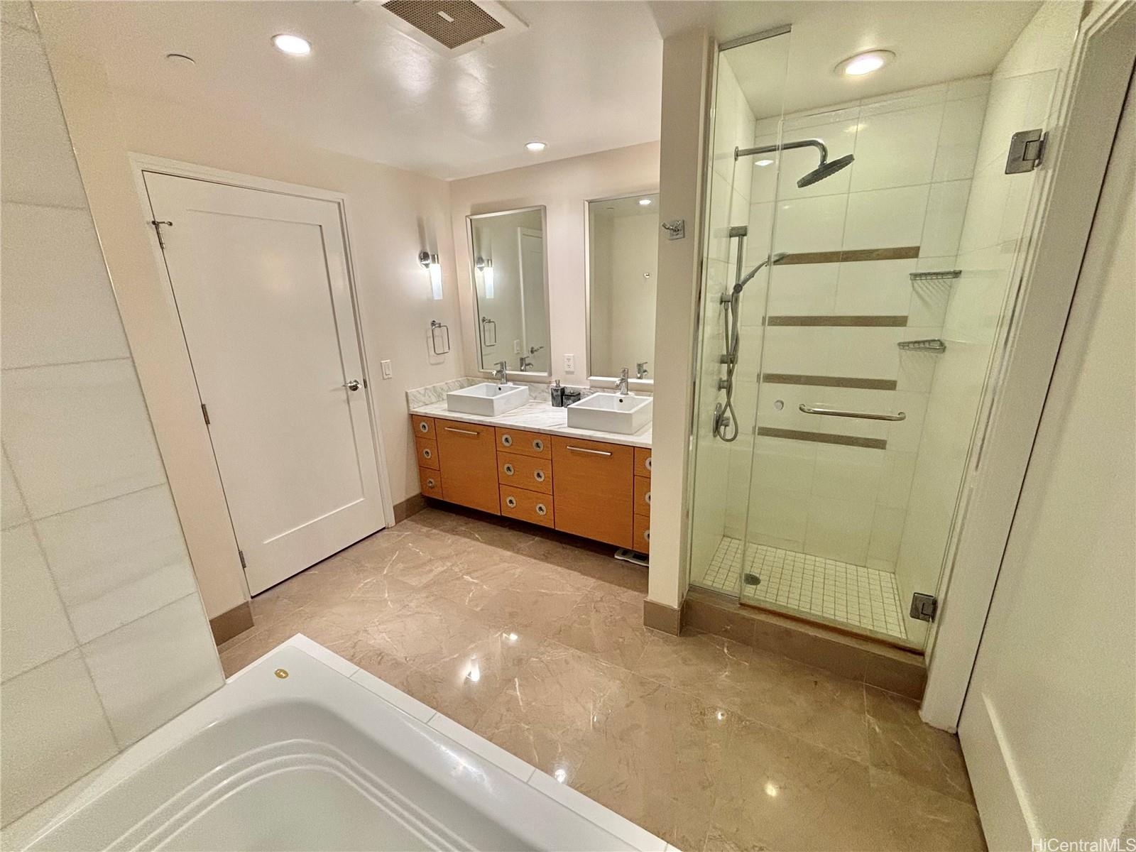 Koolani condo # 4504, Honolulu, Hawaii - photo 15 of 24