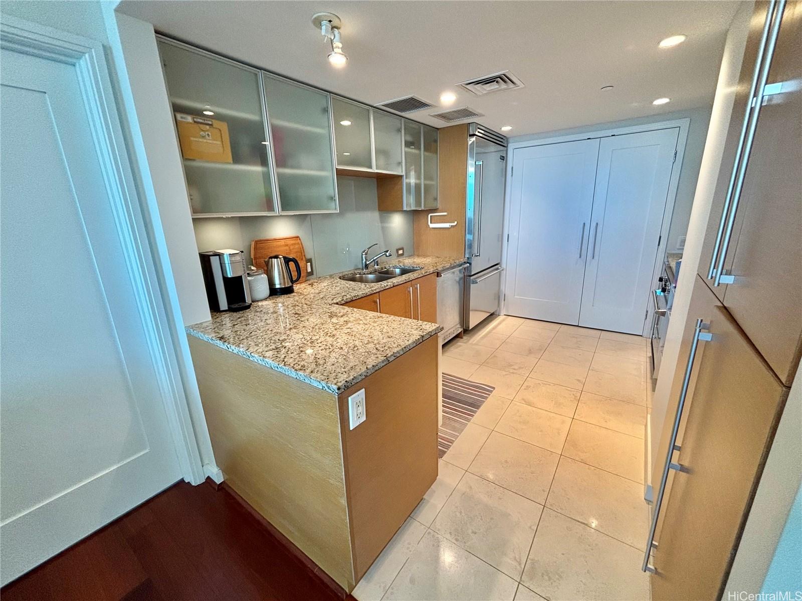 Koolani condo # 4504, Honolulu, Hawaii - photo 6 of 24