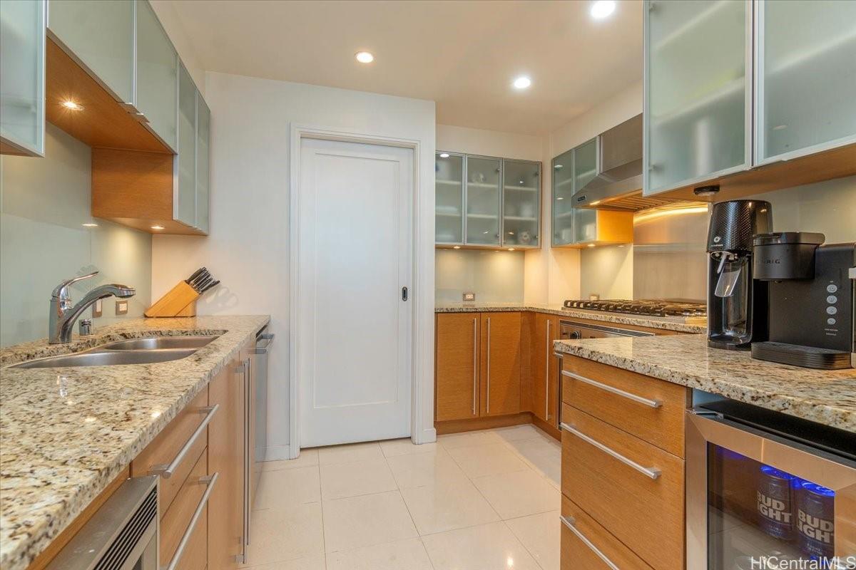 Koolani condo # 4608, Honolulu, Hawaii - photo 7 of 25