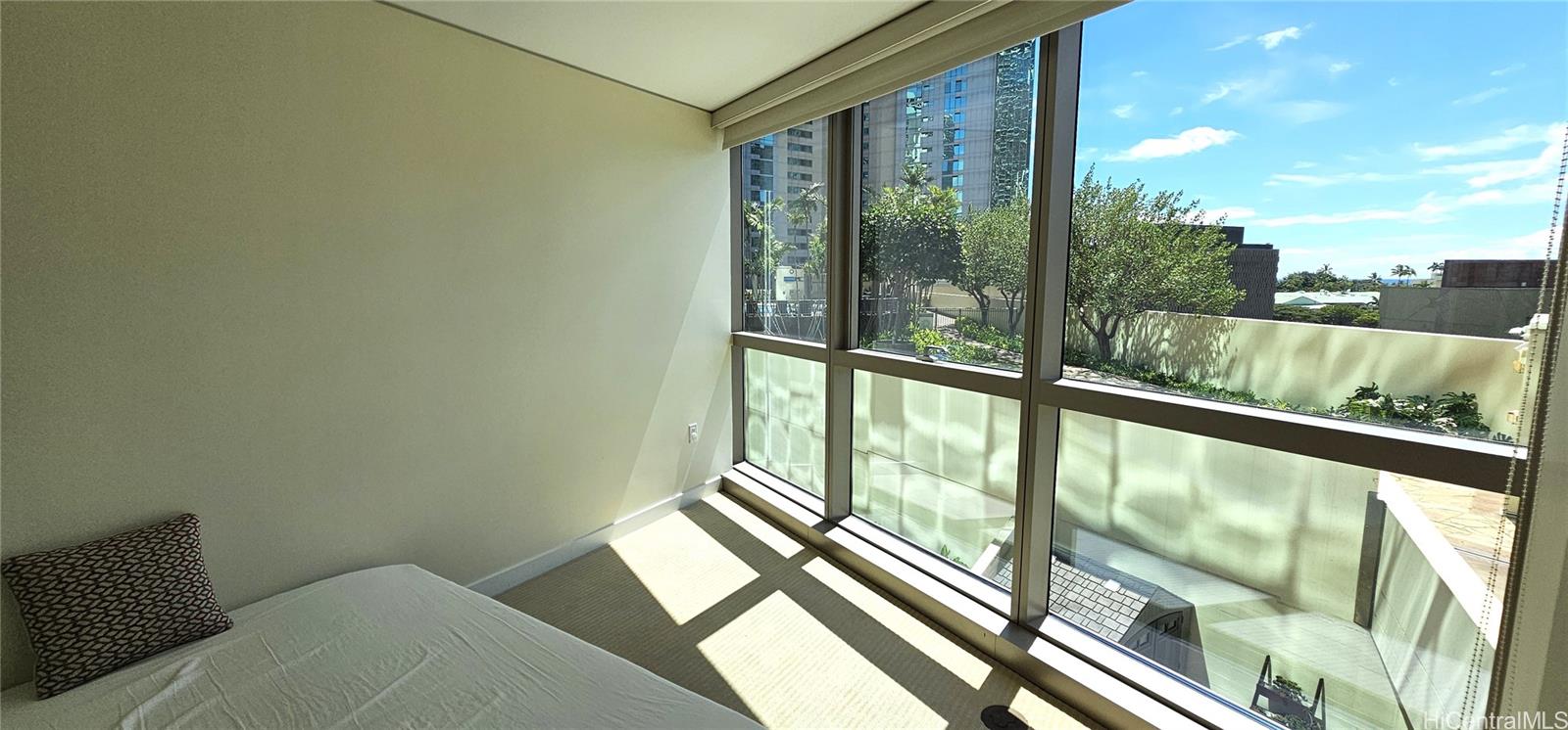 Koolani condo # 705, Honolulu, Hawaii - photo 13 of 25