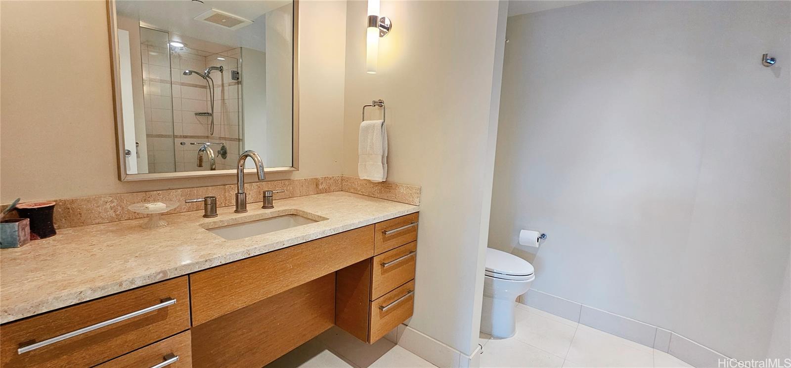 Koolani condo # 705, Honolulu, Hawaii - photo 14 of 25