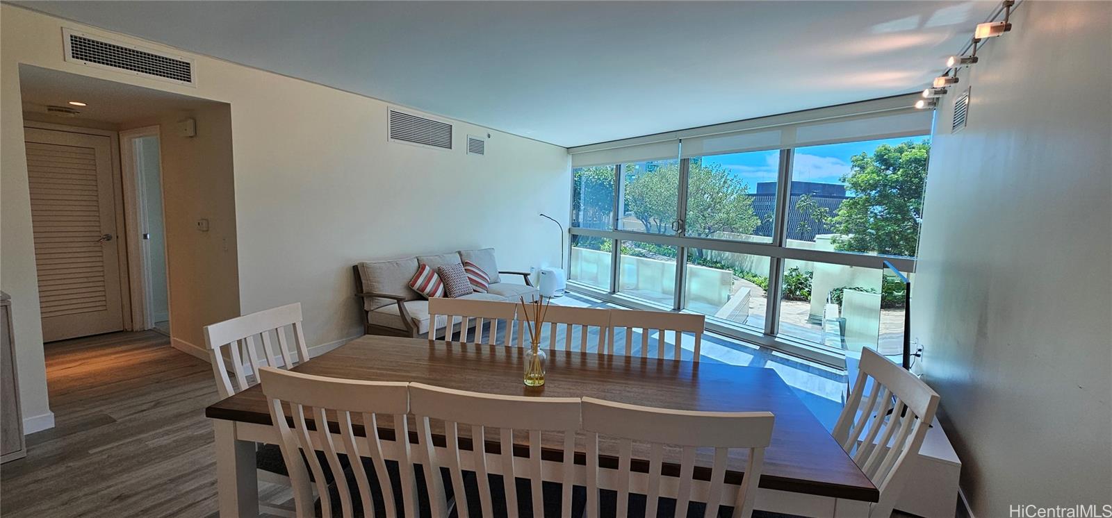 Koolani condo # 705, Honolulu, Hawaii - photo 3 of 25