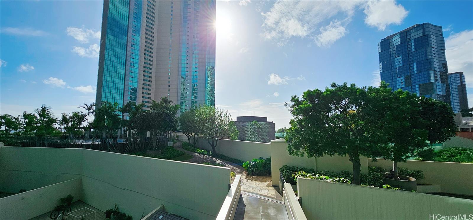 Koolani condo # 705, Honolulu, Hawaii - photo 4 of 25