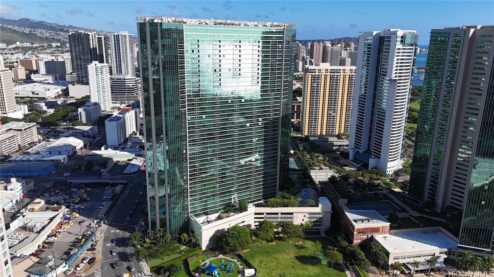 Koolani condo # 708, Honolulu, Hawaii - photo 24 of 25