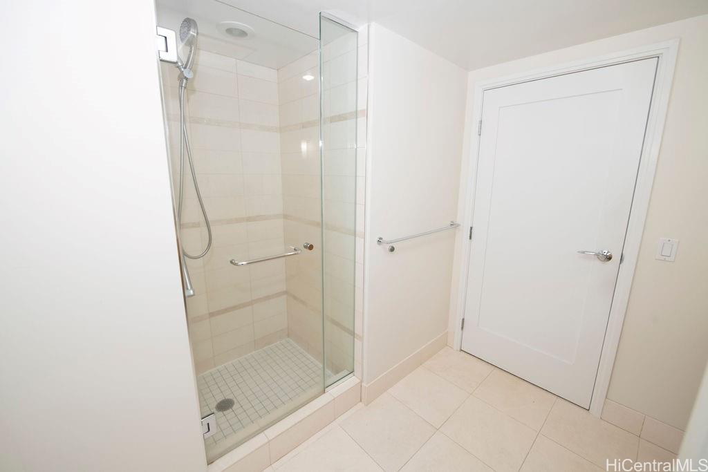 Koolani condo # 806, Honolulu, Hawaii - photo 18 of 25