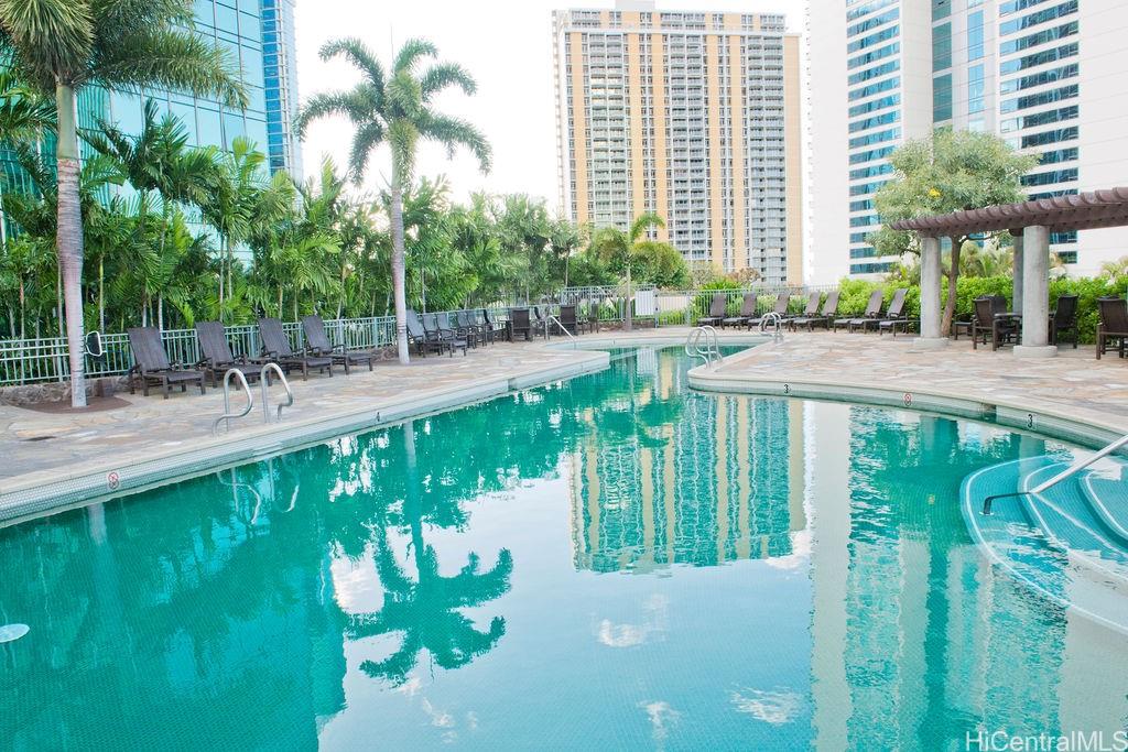 Koolani condo # 806, Honolulu, Hawaii - photo 20 of 25