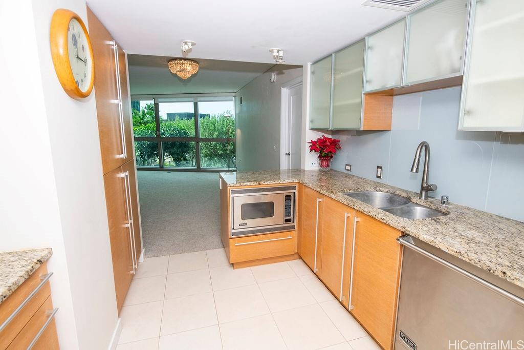 Koolani condo # 806, Honolulu, Hawaii - photo 7 of 25