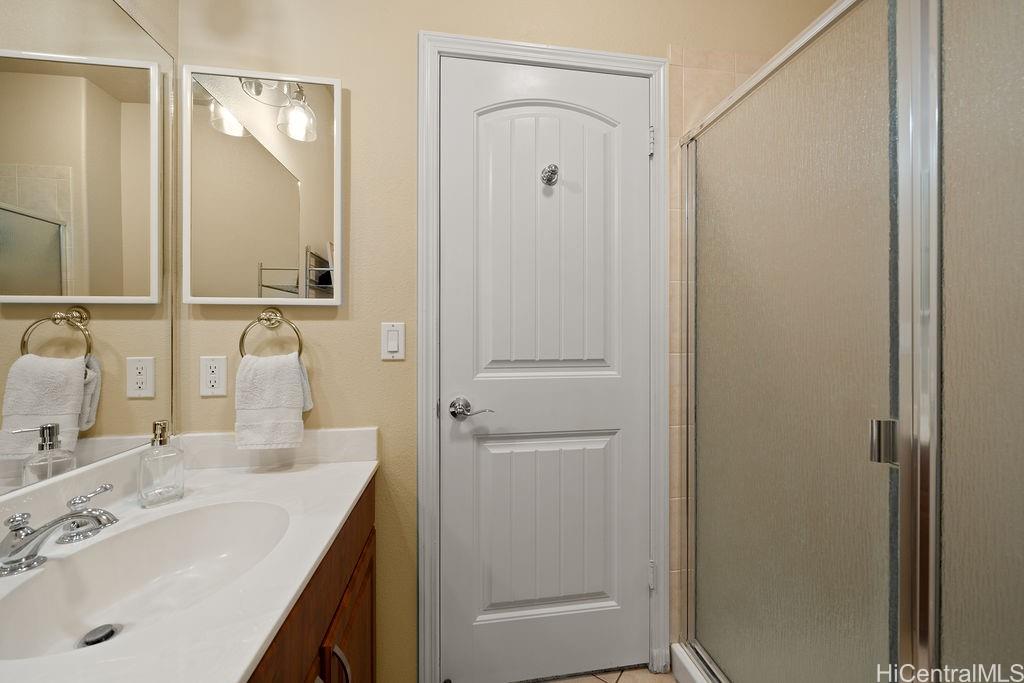 Mehana townhouse # 608, Kapolei, Hawaii - photo 15 of 25