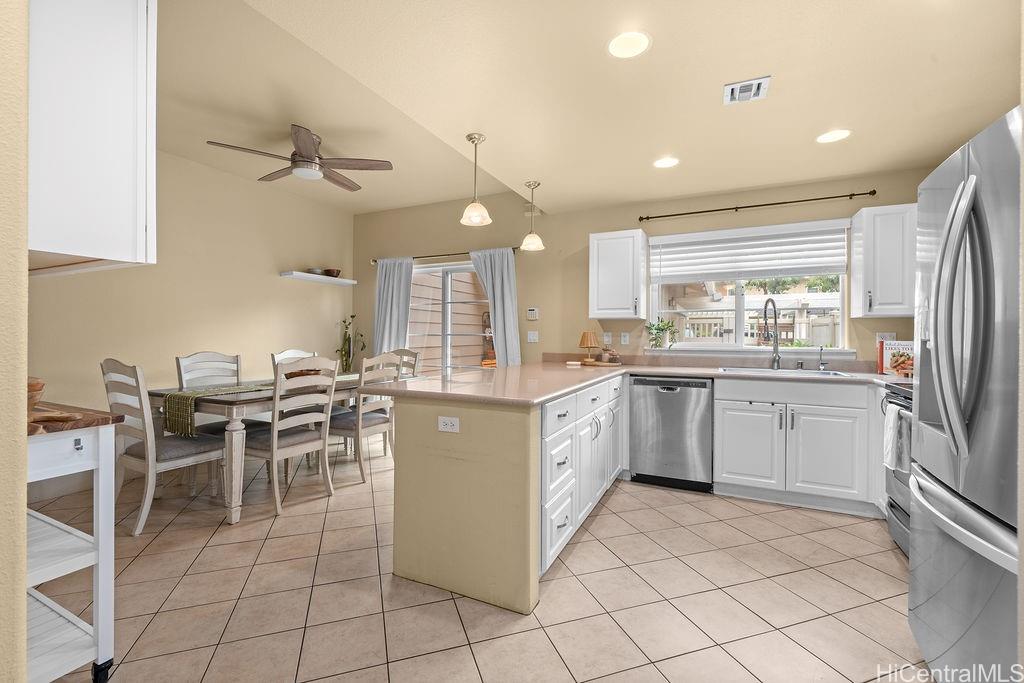 Mehana townhouse # 608, Kapolei, Hawaii - photo 4 of 25