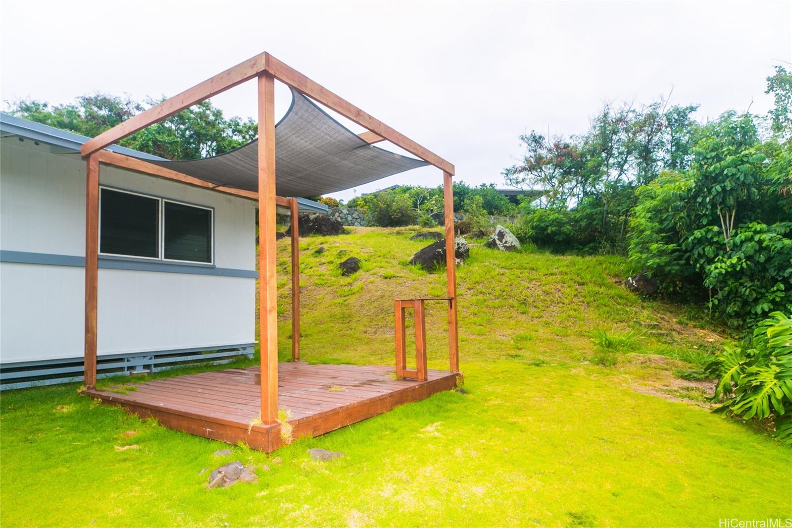 1182  Aukele Street Keolu Hills, Kailua home - photo 23 of 25