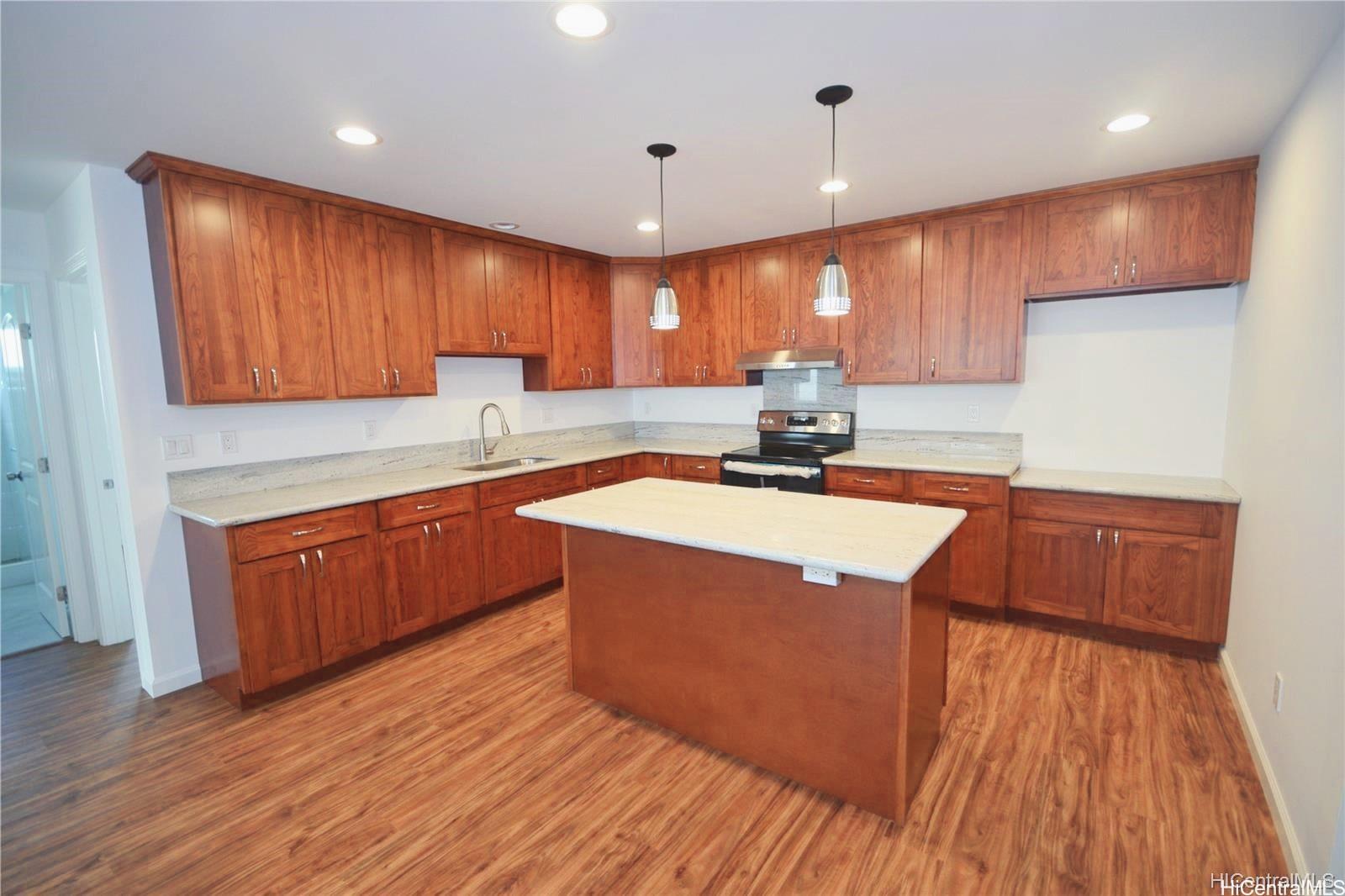 1182  Palekaiko St Pearl City-upper, PearlCity home - photo 8 of 12