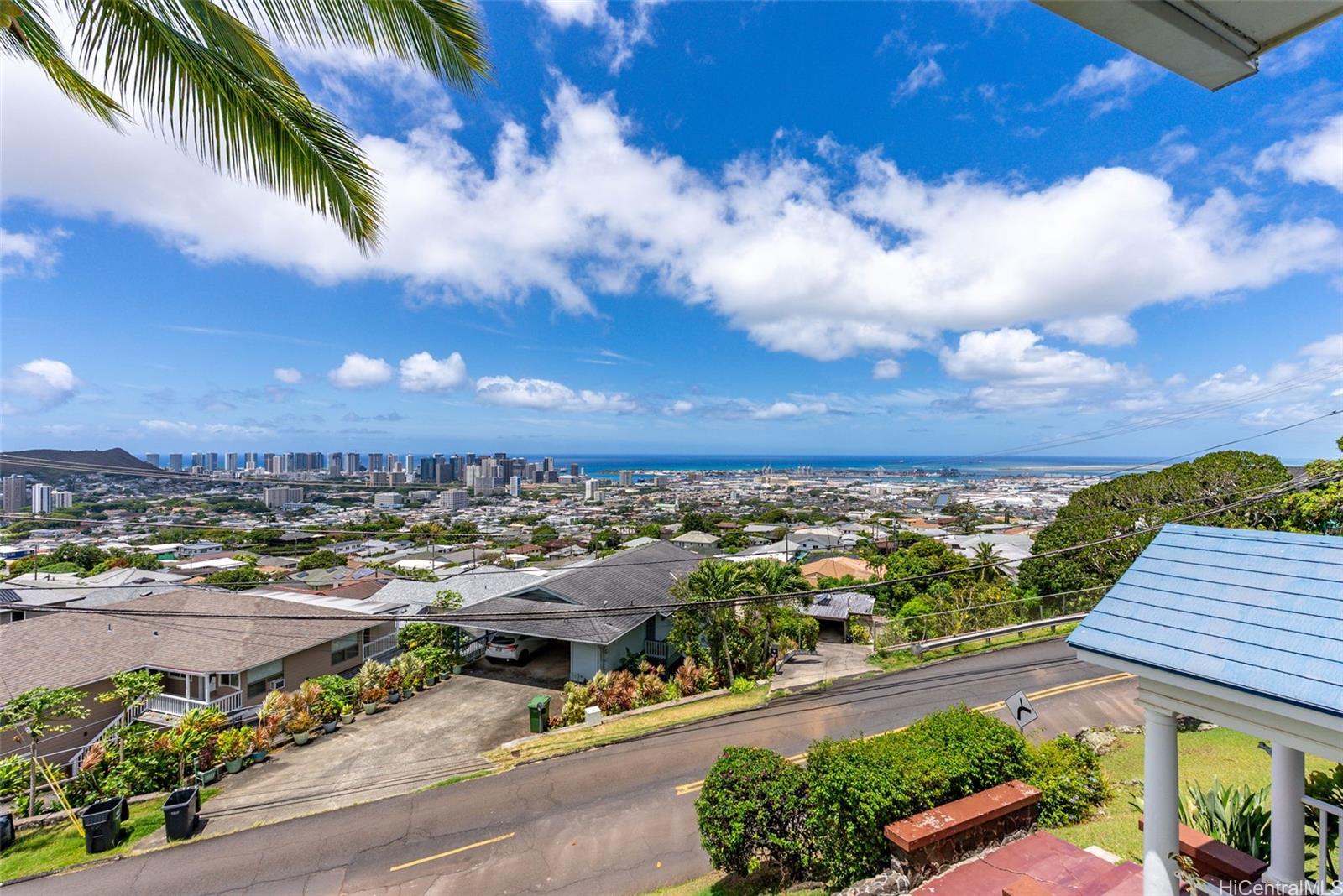 1186  Alewa Drive Alewa Heights, Honolulu home - photo 17 of 25
