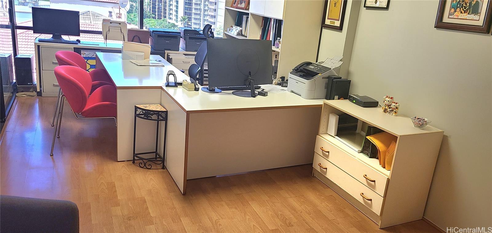 Century Square condo # 1010, Honolulu, Hawaii - photo 15 of 21