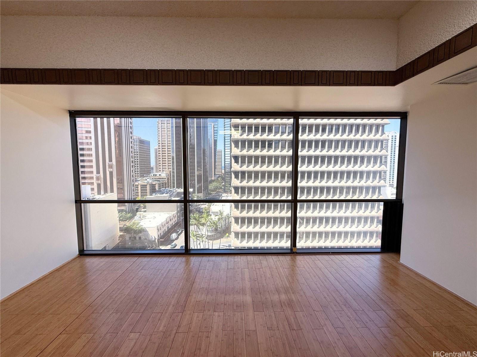 Century Square condo # 1301, Honolulu, Hawaii - photo 14 of 18