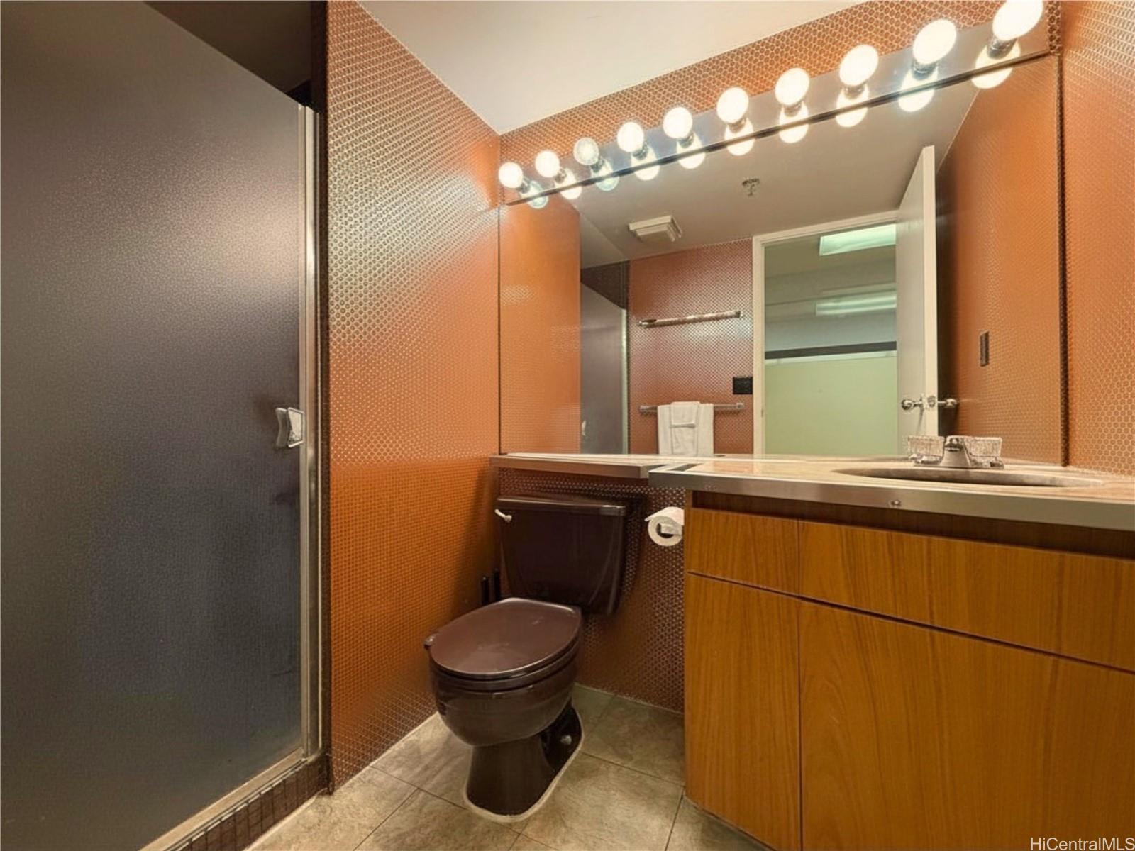 Century Square condo # 1301, Honolulu, Hawaii - photo 7 of 18